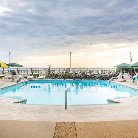 Hotel Boardwalk 705 Virginia Beach Exteriör bild
